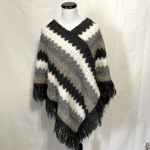 Alpaca and wool blend crocheted sweater cape poncho with fringe Made in Italy OS